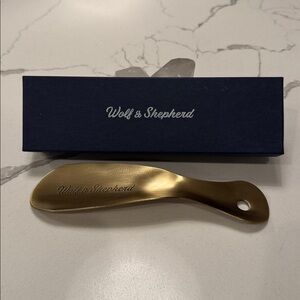 Wolf & Shepherd Brass Shoe Horn